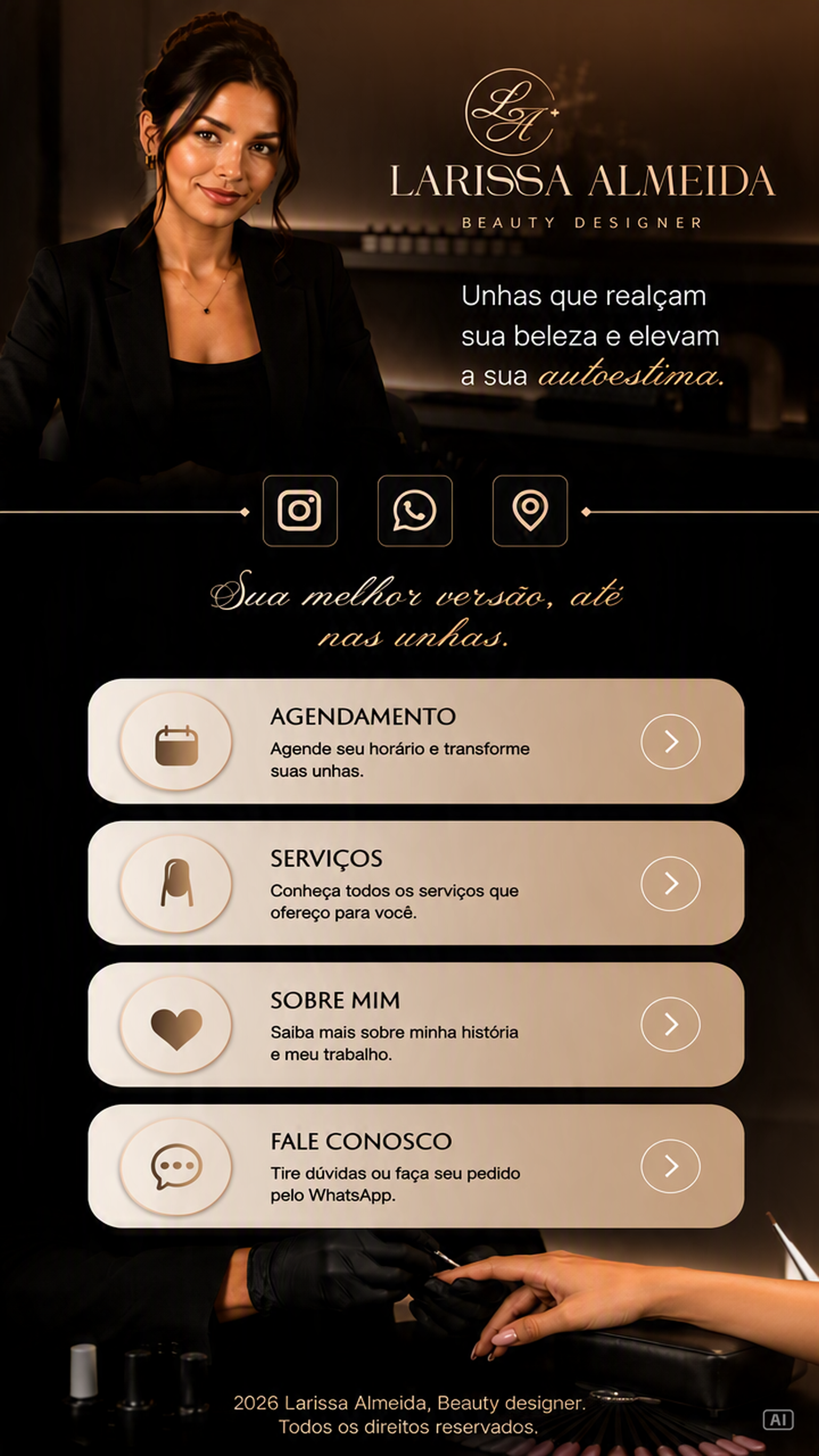 Site profissional exibido em smartphone